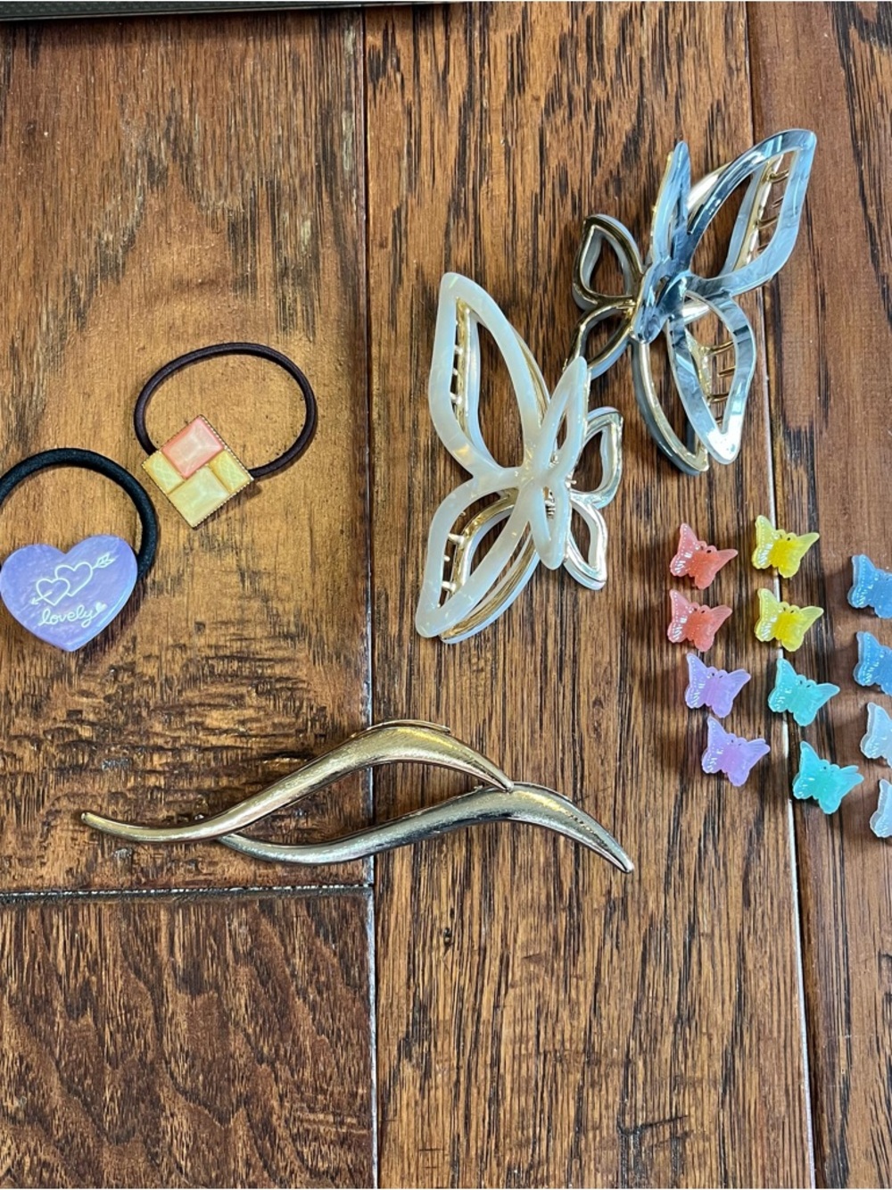 Butterfly Hair Clip Set - Iridescent White and Silver